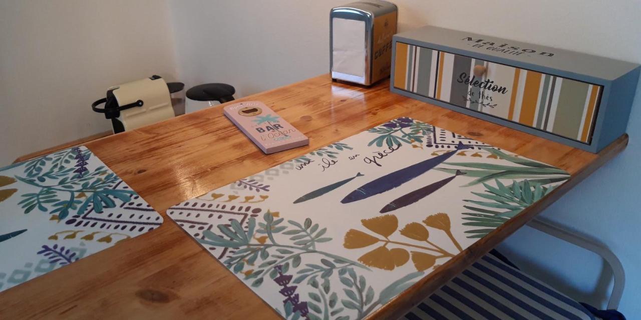 Room Garden Vada Luaran gambar